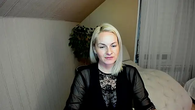 Alicee Gracee online show from December 2024 07:15:02 PM