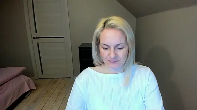 Alicee Gracee online show from March 2025 06:37:02 PM