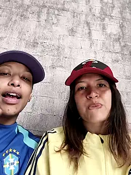 TellusYAres online show from October 2025 06:58:02 PM