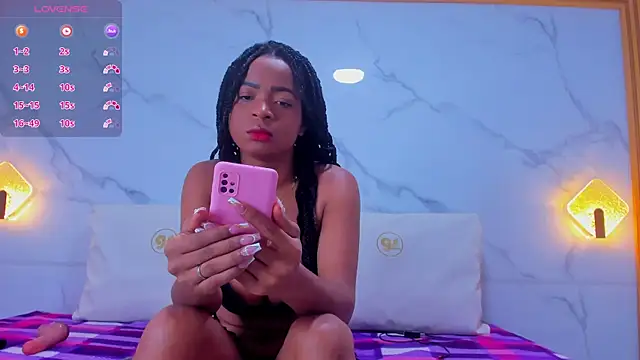 Snapshot of violetta_becker chatting on February 2025 11:44:02 AM violetta becker online show from February 2025 11:44:02 AM