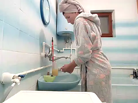 beaverwoman online show from December 2024 03:41:02 PM