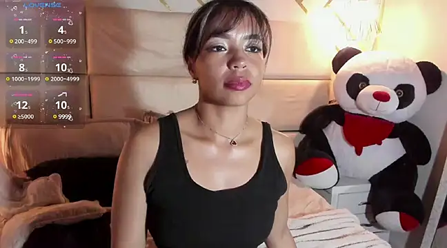 Snapshot of Nathaliajonees chatting on February 2025 07:03:01 PM Nathaliajonees online show from February 2025 07:03:01 PM