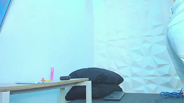 MarieMyller online show from October 2025 12:36:02 PM