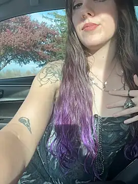 thevixenviolet online show from April 2026 12:32:01 AM