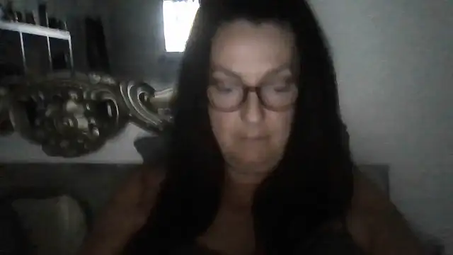 Snapshot of Tillieuk chatting on July 2026 11:28:01 PM Tillieuk online show from July 2026 11:28:01 PM