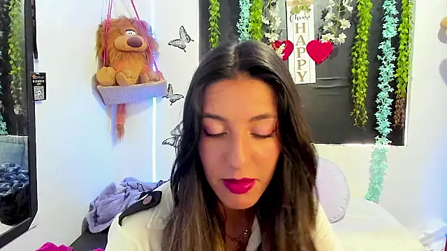 queen-natty online show from February 2026 02:28:01 PM