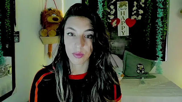 queen-natty online show from March 2026 02:23:02 PM