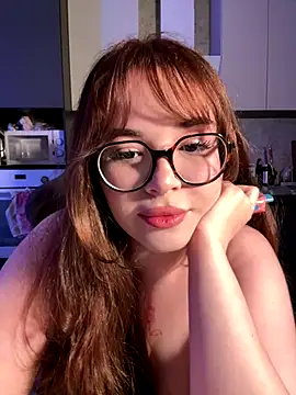 Snapshot of CutiePie3 chatting on November 2025 09:58:01 PM CutiePie3 online show from November 2025 09:58:01 PM