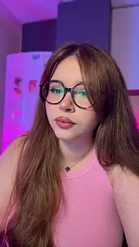 CutiePie3 online show from May 2026 10:37:02 PM