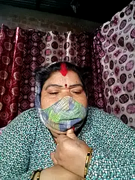 Snapshot of Hot_Falguni chatting on January 2025 12:28:01 AM Hot Falguni online show from January 2025 12:28:01 AM