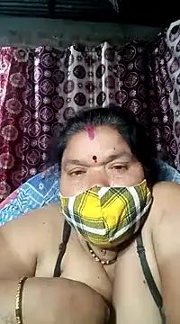 Snapshot of Hot_Falguni chatting on February 2025 07:24:02 PM Hot Falguni online show from February 2025 07:24:02 PM