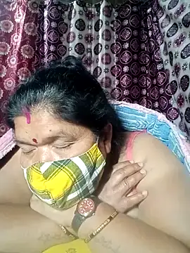 Snapshot of Hot_Falguni chatting on February 2025 07:44:01 PM Hot Falguni online show from February 2025 07:44:01 PM
