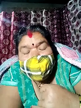 Snapshot of Hot_Falguni chatting on February 2025 01:04:02 AM Hot Falguni online show from February 2025 01:04:02 AM