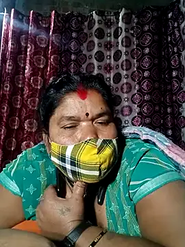 Snapshot of Hot_Falguni chatting on February 2025 04:09:02 AM Hot Falguni online show from February 2025 04:09:02 AM