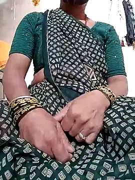 Snapshot of Hot_Falguni chatting on September 2025 03:38:02 AM Hot Falguni online show from September 2025 03:38:02 AM