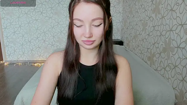 Snapshot of Lissa_Cristal chatting on May 2026 09:38:01 AM Lissa Cristal online show from May 2026 09:38:01 AM