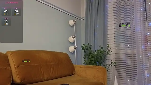 Snapshot of Your_dream_Alice chatting on March 2025 04:11:01 PM Your dream Alice online show from March 2025 04:11:01 PM