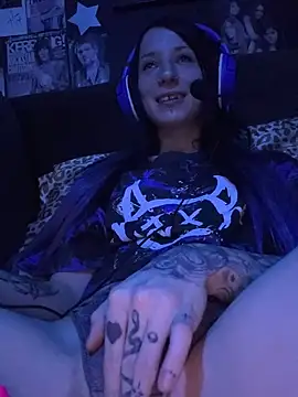 MissMidnightUK online show from January 2026 01:08:01 AM