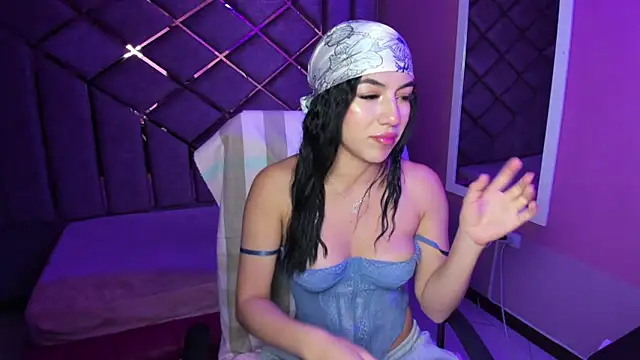 Poly Sasha  online show from April 2026 03:45:01 AM