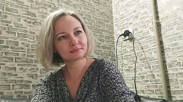 Snapshot of EdithManning chatting on January 2025 09:05:01 AM EdithManning online show from January 2025 09:05:01 AM