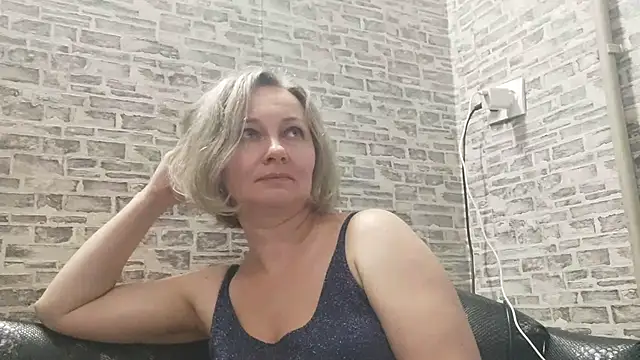 Snapshot of EdithManning chatting on January 2025 02:15:01 PM EdithManning online show from January 2025 02:15:01 PM
