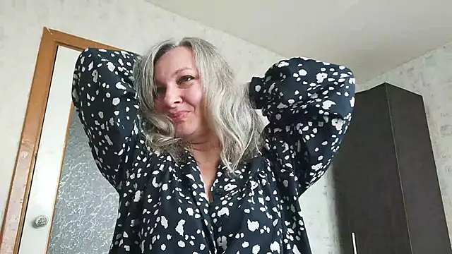 EdithManning online show from May 2026 05:58:01 AM