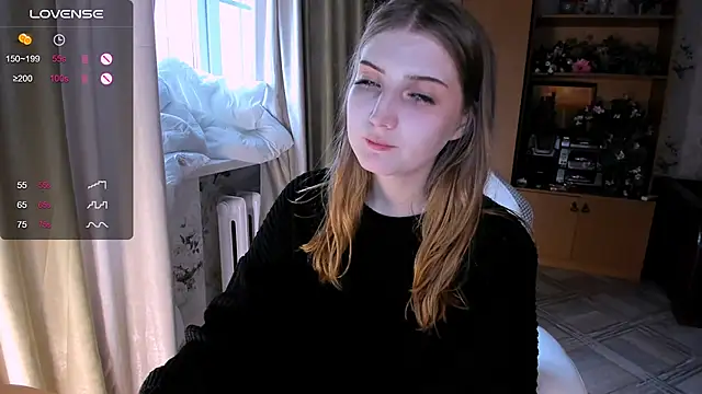 Snapshot of princessaalicc chatting on September 2025 01:55:01 PM princessaalicc online show from September 2025 01:55:01 PM