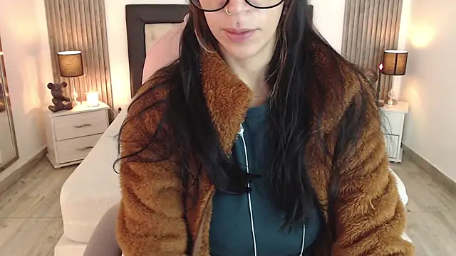Snapshot of Sam_mansson66 chatting on February 2025 12:13:02 PM Sam mansson66 online show from February 2025 12:13:02 PM