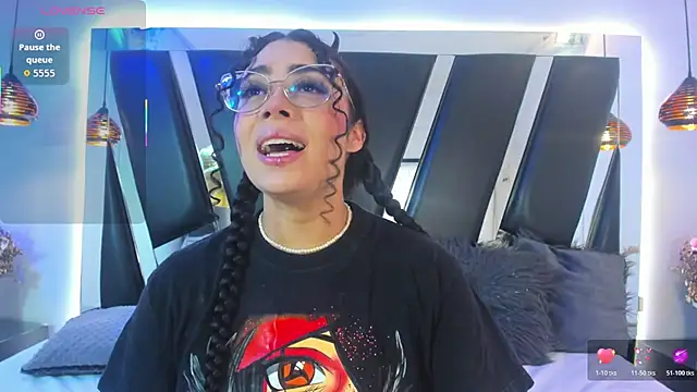 antonelllepiercee online show from November 2025 11:31:02 AM