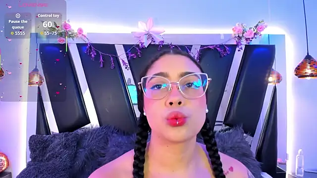 antonelllepiercee online show from February 2026 11:29:01 AM