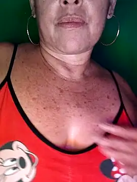 Kasandra Ho online show from November 2025 12:32:02 AM