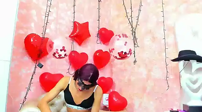 NahomiWhitel online show from February 2025 03:09:01 PM