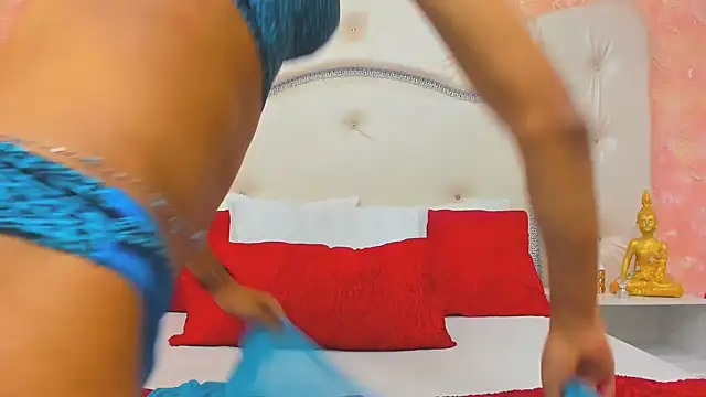 NahomiWhitel online show from March 2025 06:45:02 PM