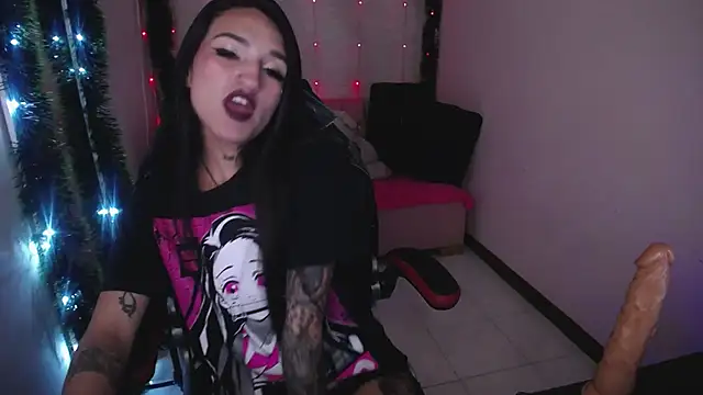 amelierouss online show from December 2024 07:14:01 PM