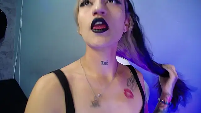 Snapshot of amelierouss chatting on October 2025 12:08:02 AM amelierouss online show from October 2025 12:08:02 AM