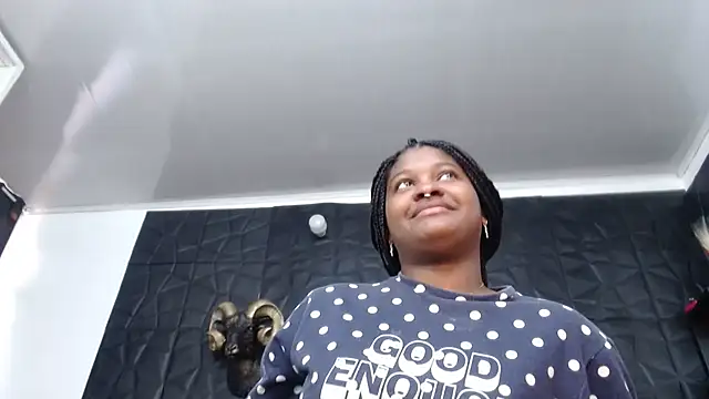 Hanna Fox 69 online show from March 2026 12:43:01 PM