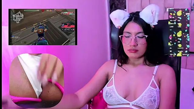 MiaVoss online show from January 2025 08:18:02 AM