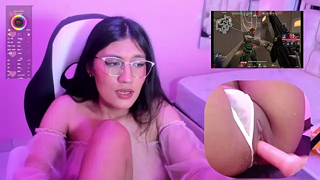 MiaVoss online show from January 2025 11:17:01 AM