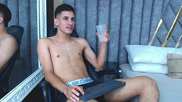 JakeMoxley online show from January 2025 05:15:02 PM