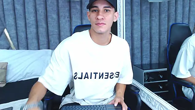 JakeMoxley online show from January 2025 12:50:02 PM