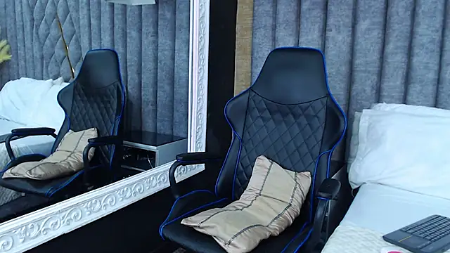JakeMoxley online show from January 2025 03:43:01 PM