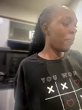 Snapshot of Dailyn_Wells chatting on December 2024 06:54:02 PM Dailyn Wells online show from December 2024 06:54:02 PM