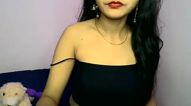 Snapshot of SUZY_FROMUS chatting on December 2024 12:11:02 PM SUZY FROMUS online show from December 2024 12:11:02 PM