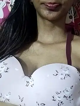 Aaliya Love online show from March 2025 03:02:01 PM
