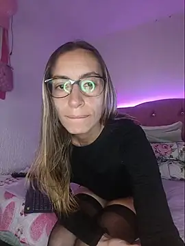 Snapshot of Melinaa-sex chatting on June 2026 01:20:02 AM Melinaa-sex online show from June 2026 01:20:02 AM