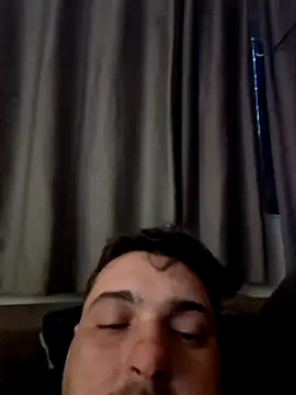 augusto3040 online show from December 2024 05:05:02 AM