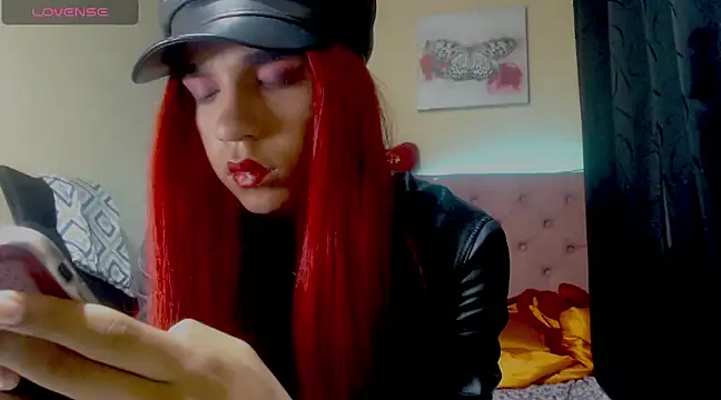 Angiee Ts online show from January 2025 01:28:01 PM