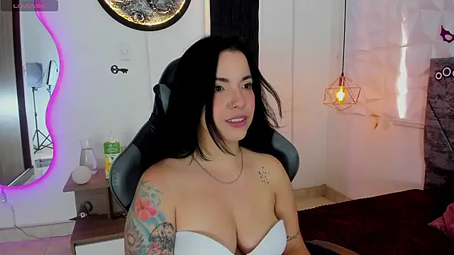 tatiana sc online show from October 2025 03:36:01 PM