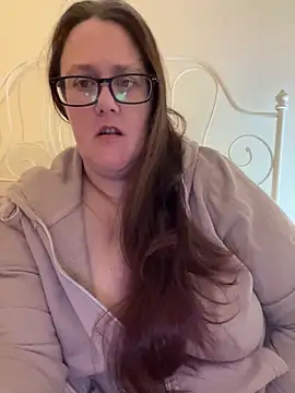 Snapshot of Foxy_Evie40XO chatting on February 2025 10:08:02 AM Foxy Evie40XO online show from February 2025 10:08:02 AM