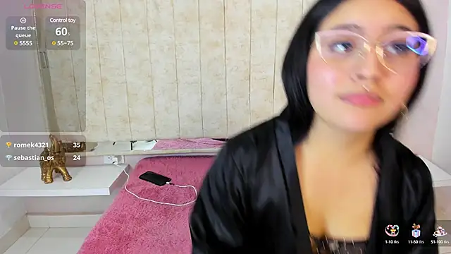 Snapshot of Annie9_ chatting on February 2025 02:04:02 AM Annie9 online show from February 2025 02:04:02 AM